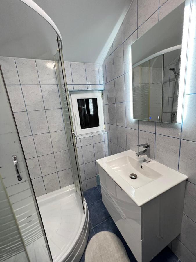 Ndl Downtown Cluj Aparthotel Exteriör bild