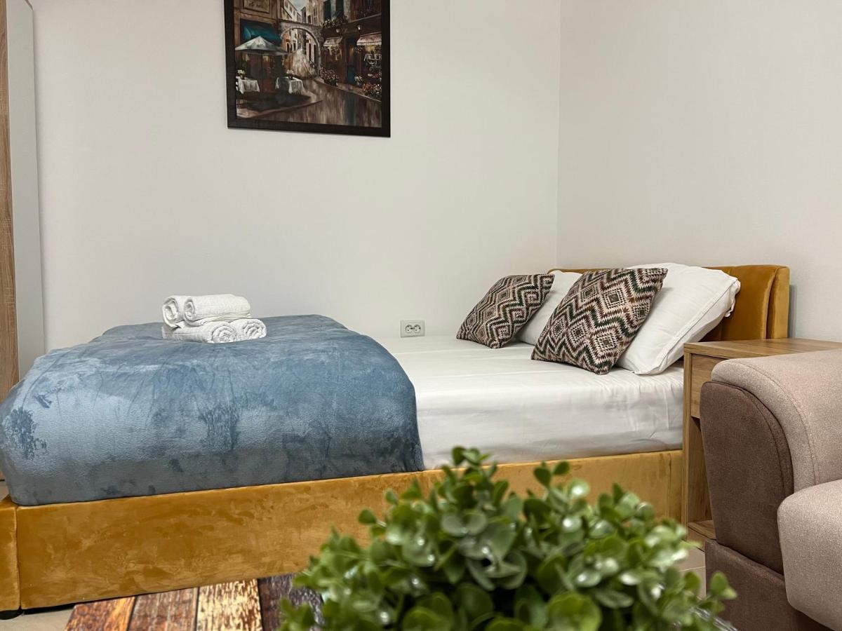 Ndl Downtown Cluj Aparthotel Exteriör bild
